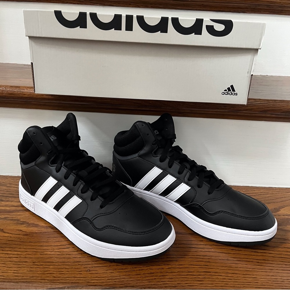 Adidas Men’s Hoops 3.0 Mid Classic Vintage Shoes New in Box Black Sizes 9 10.5